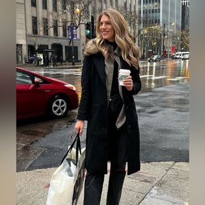 Abercrombie & Fitch Black Coat with Fur Collar